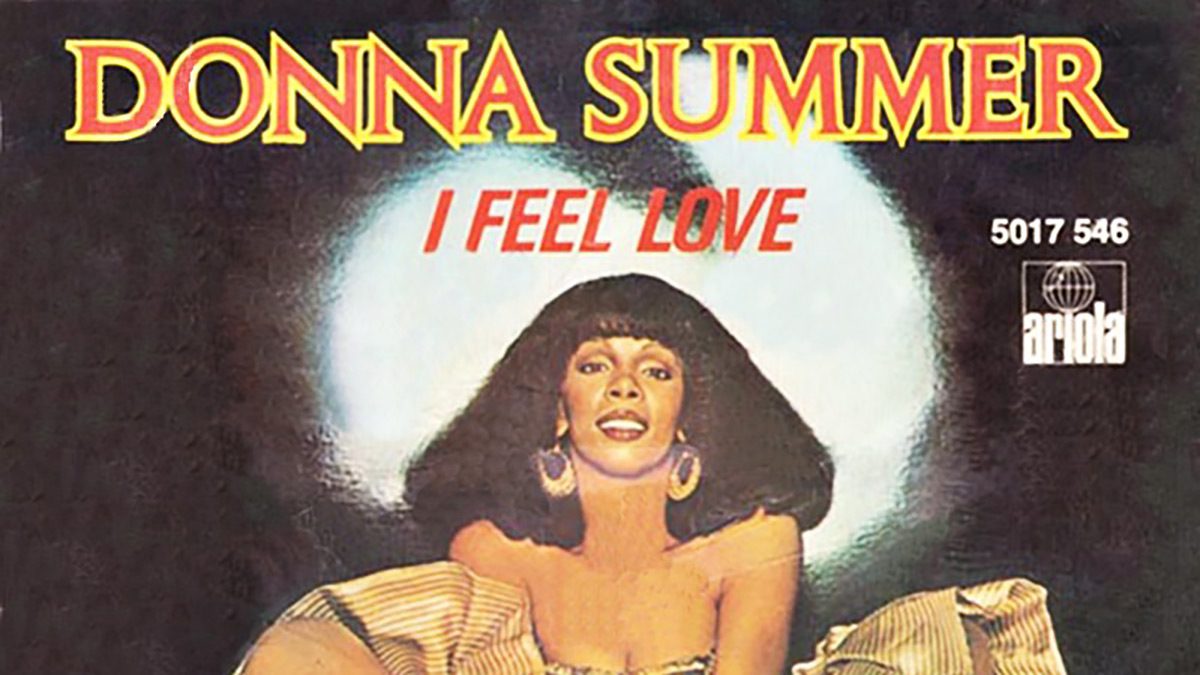 Ай фил лов. I feel Love Донна саммер. Donna Summer i feel Love 1977. Донна саммер i feel Love фото. I feel Love певица.